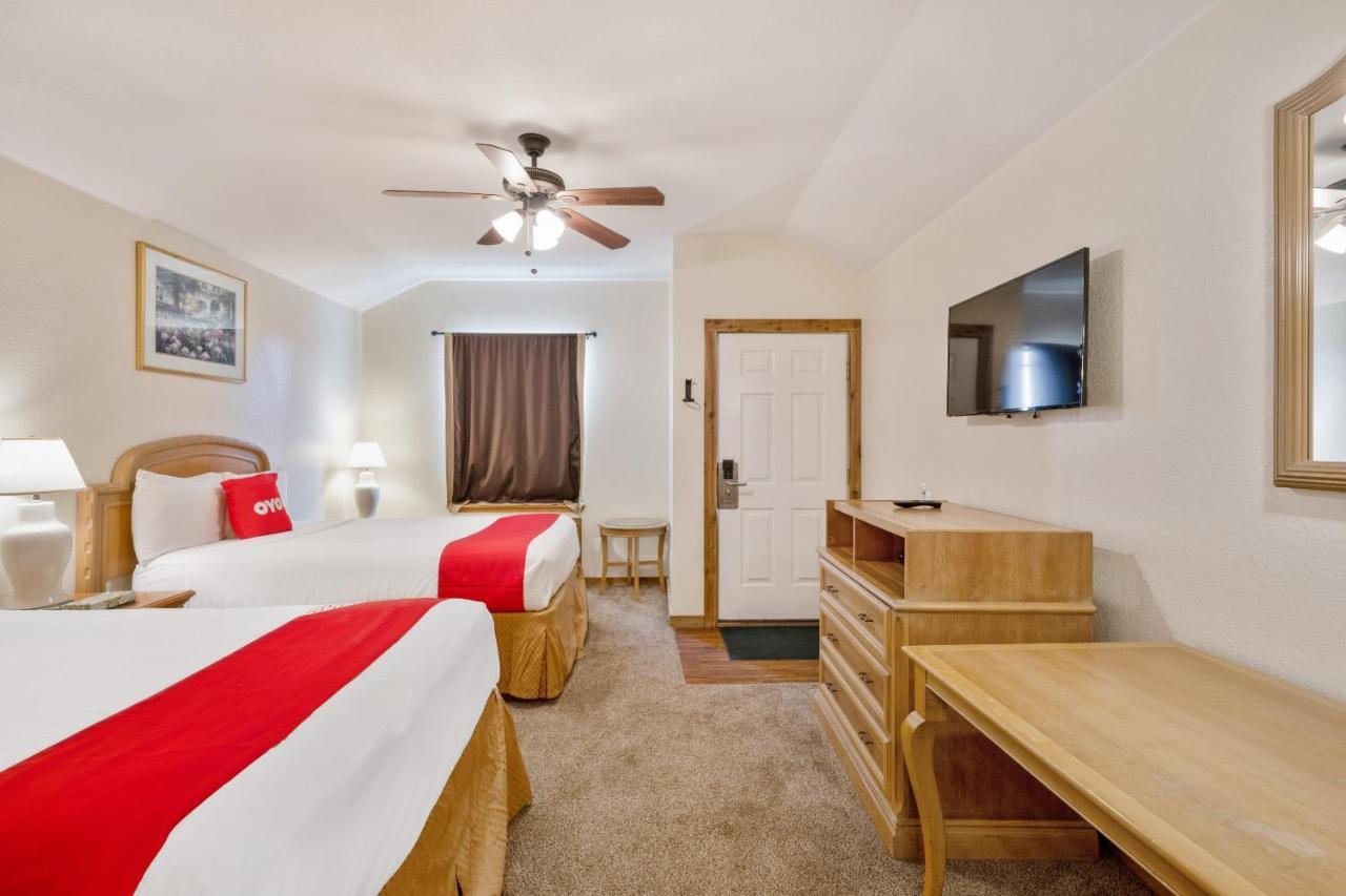 Oyo Hotel Kenedy Downtown - Us 181 Extérieur photo